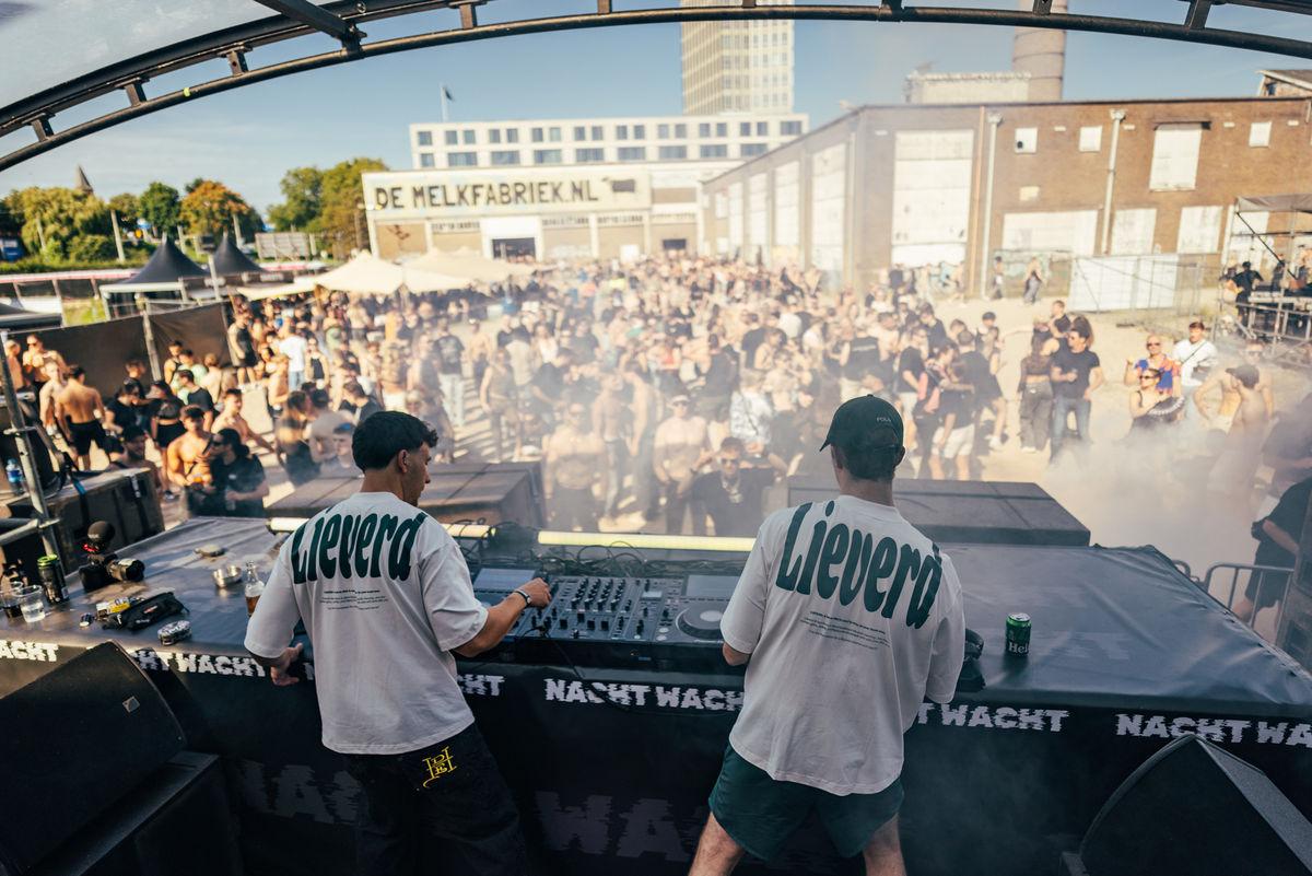 Loading... just a sec